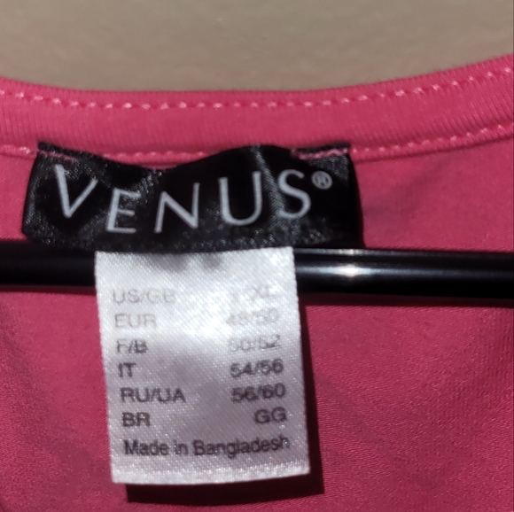 Venus cold shoulder top, hot pink, size XL - Picture 2 of 2